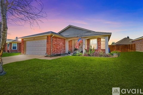 227 Hilltop Dr 3 Beds Apartment for Rent