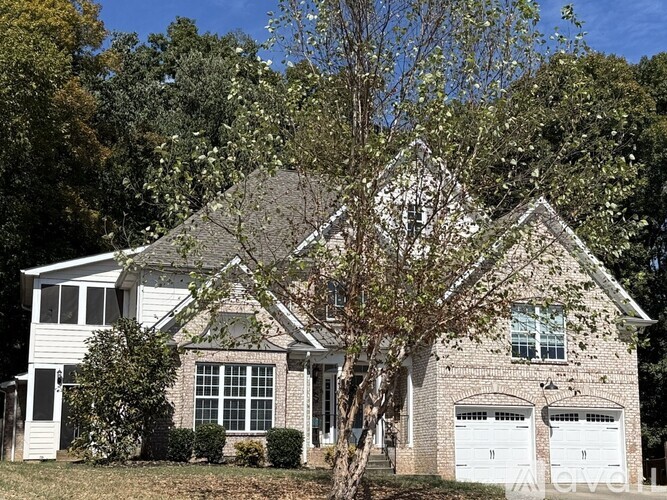 3904 Signature Court 5 Beds Single Family Home for Rent - Photo gallery 2