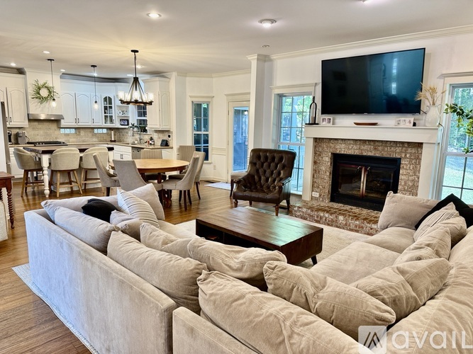 3904 Signature Court 5 Beds Single Family Home for Rent - Photo gallery 5