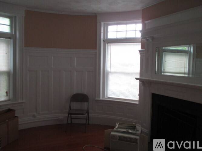 1887 Beacon St 4 Beds Apartment for Rent - Photo gallery 1