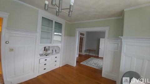 1887 Beacon St 4 Beds Apartment for Rent