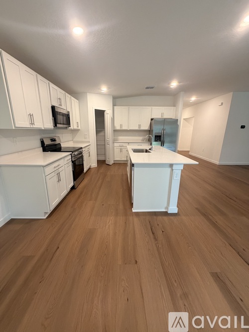 14337 NW 170th Ave 4 Beds Single Family Home for Rent - Photo gallery 4