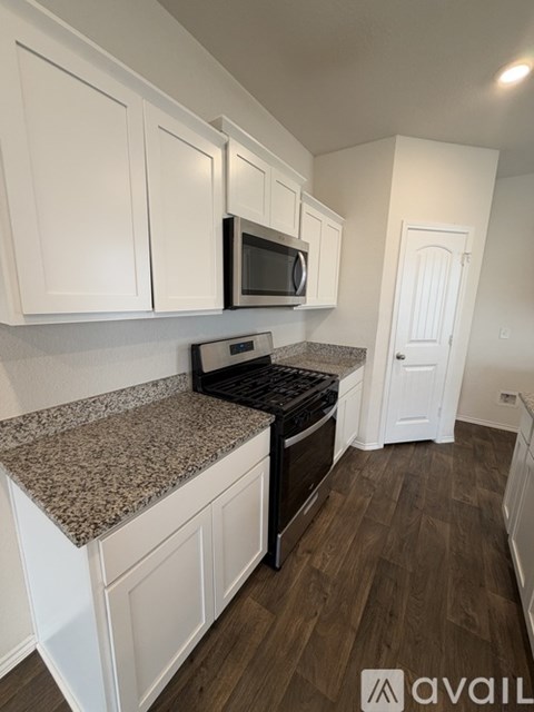 351 Sickle Loop 3 Beds Apartment for Rent