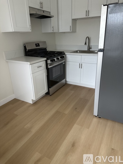 1220 Larrabee Street Studio Apartment for Rent - Photo gallery 5