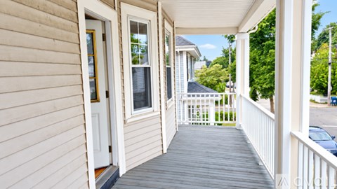 113 E Elm Ave 2 Beds Apartment for Rent
