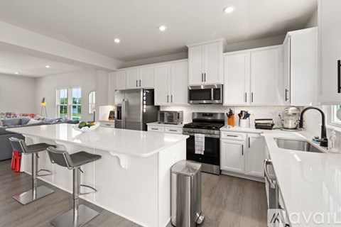901 Poppy Drive 3 Beds Apartment for Rent