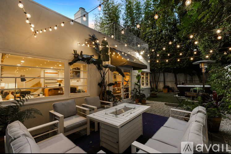 8467 Willoughby Ave 3 Beds Single Family Home for Rent - Photo gallery 1