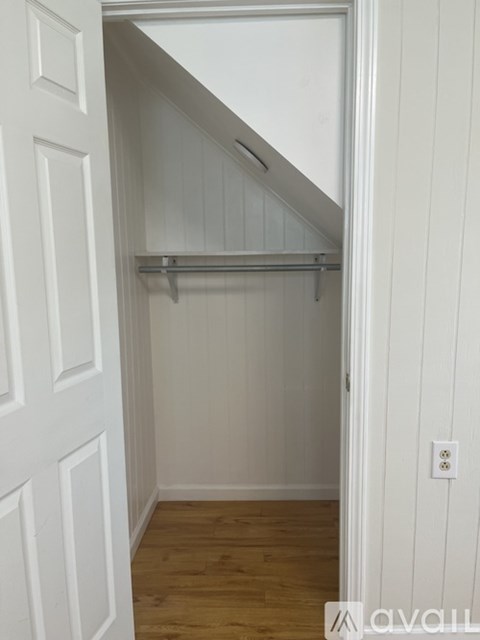 6618 Canal Boulevard 3 Beds Apartment for Rent