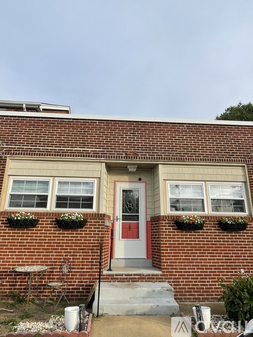 127 West 9th Street 1 Apartment for Rent - Photo gallery 1