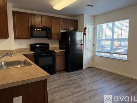 245 Peach Street 3 Beds Apartment for Rent
