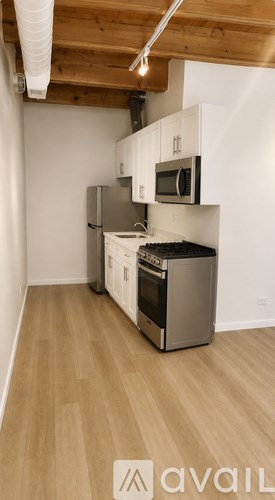 755 S Clark St Studio Apartment for Rent