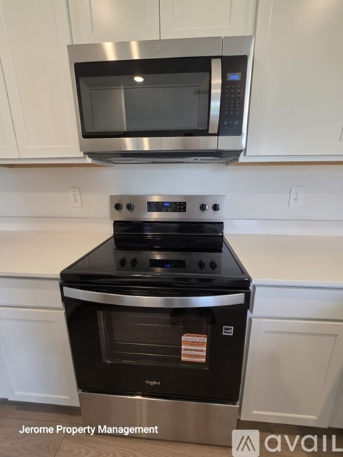 32387 Weathered Oak Dr 3 Beds Apartment for Rent