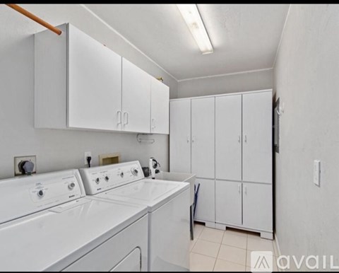 920 Collier Court 2 Beds Apartment for Rent