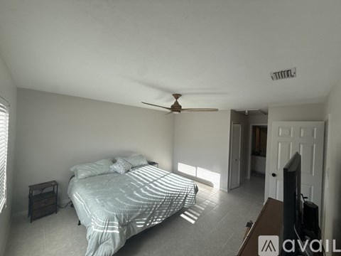 920 Collier Court 2 Beds Apartment for Rent