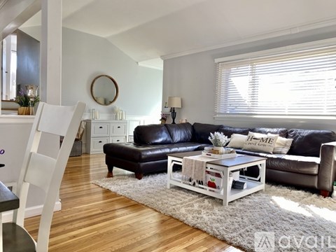 363 1St Ave 3 Beds Apartment for Rent