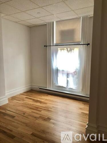 405 Beacon St Studio Apartment for Rent - Photo gallery 4