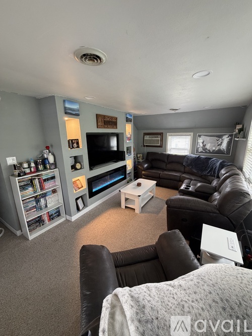 N168W21930 Main St 2 Beds Apartment for Rent - Photo gallery 3