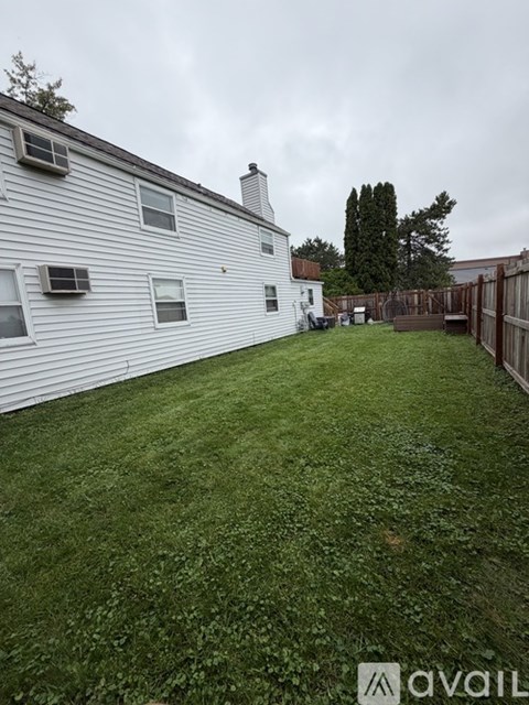 N168W21930 Main St 2 Beds Apartment for Rent