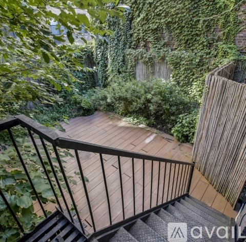 141 East 17Th Street 4 Beds Apartment for Rent