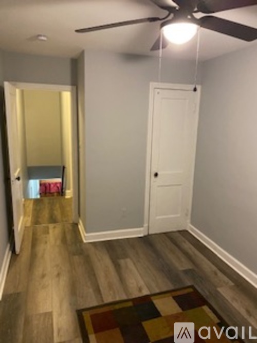 000 4 Beds Single Family Home for Rent - Photo gallery 5