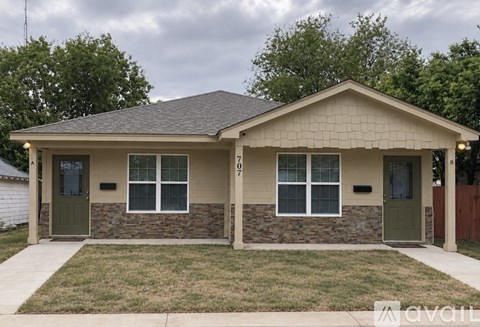 707 S 15Th St 1 Apartment for Rent
