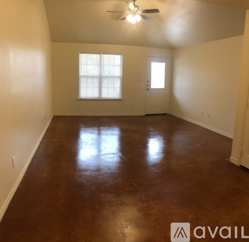 707 S 15th St 1 Apartment for Rent - Photo gallery 2