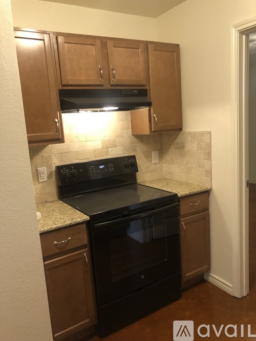 707 S 15th St 1 Apartment for Rent - Photo gallery 5