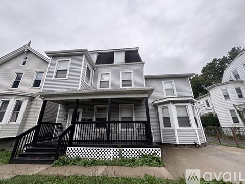 242 Church Street 2 Beds Apartment for Rent