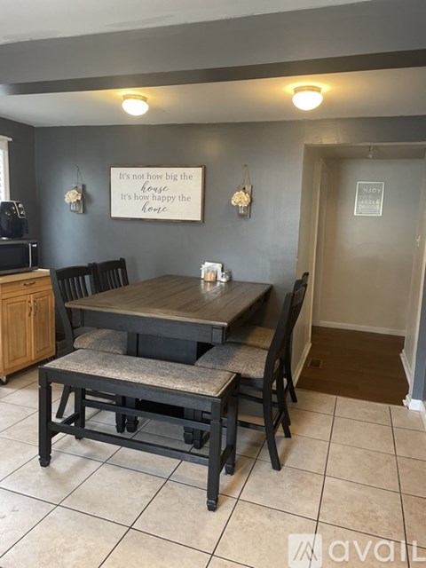 242 Church Street 2 Beds Apartment for Rent