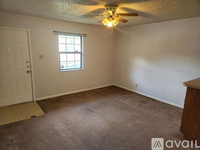608 Carrie Avenue 2 Beds Single Family Home for Rent - Photo gallery 5