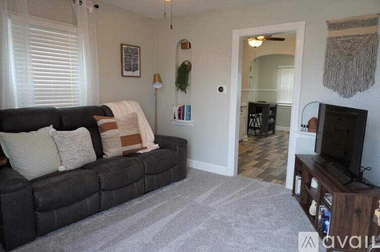1920 Mallory Street Southwest 1 Single Family Home for Rent - Photo gallery 4
