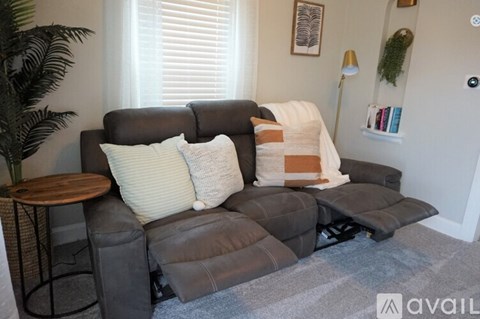 1920 Mallory Street Southwest 1 Apartment for Rent