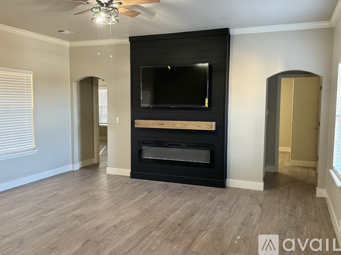 1403 SW 61st Ave 3 Beds Single Family Home for Rent - Photo gallery 3