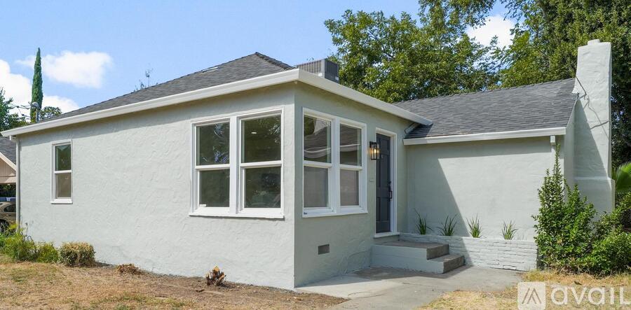 725 Taber Ave 4 Beds Single Family Home for Rent - Photo gallery 3
