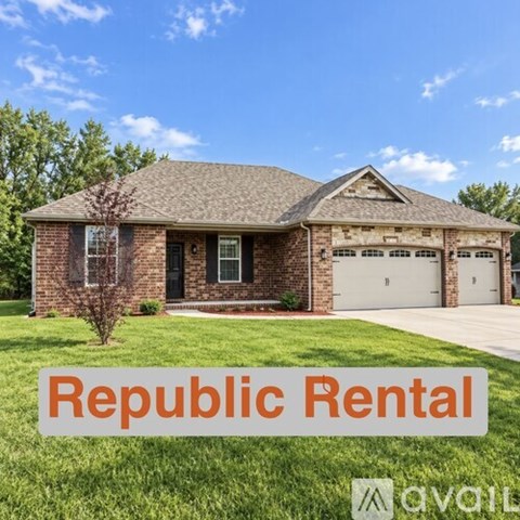 2868 E Meadows St 3 Beds Apartment for Rent