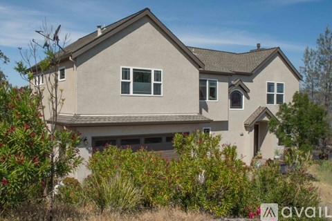 1033 Westridge Drive 3 Beds Apartment for Rent