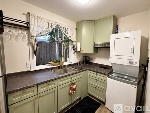 4938 Pleasant Oaks Dr #B 2 Beds Apartment for Rent