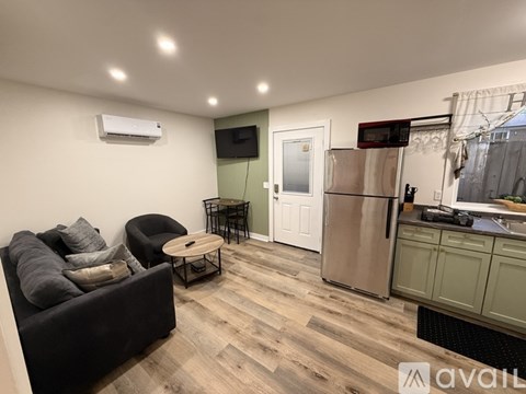 4938 Pleasant Oaks Dr #B 2 Beds Apartment for Rent