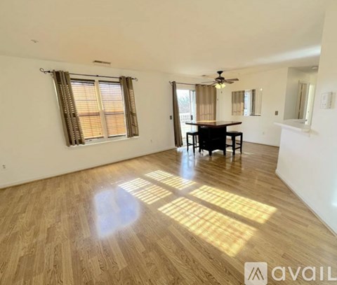 1310 Sheridan Place 2 Beds Apartment for Rent