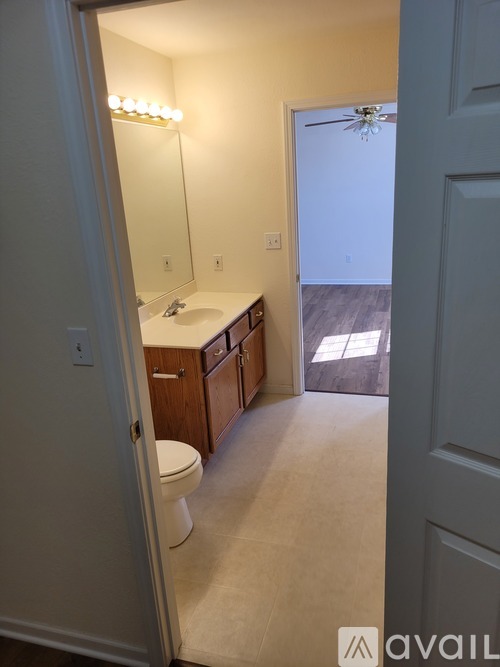 3400 Zinnia Dr 3 Beds Apartment for Rent - Photo gallery 2