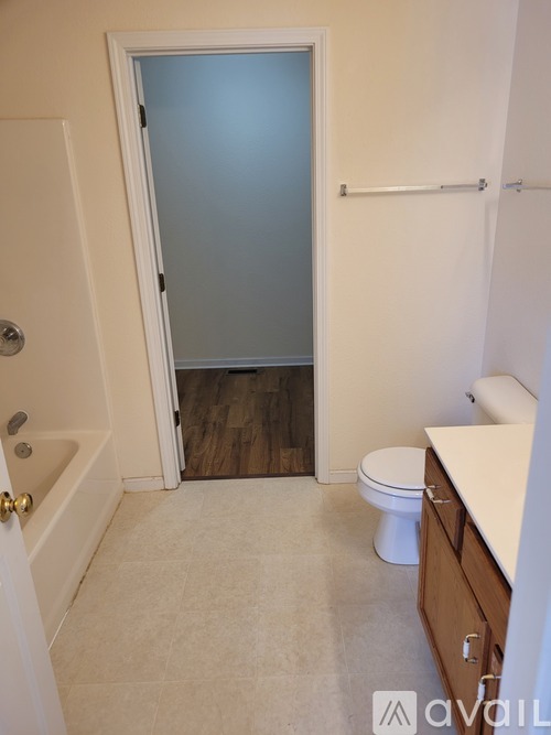 3400 Zinnia Dr 3 Beds Apartment for Rent - Photo gallery 3