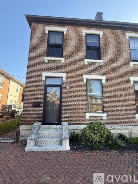 3Rd Street 2 Beds Apartment for Rent