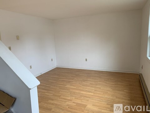 742 Daniel Shays Hwy 2 Beds Apartment for Rent