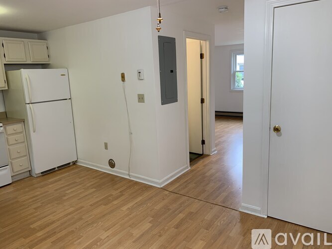 742 Daniel Shays Hwy 2 Beds Apartment for Rent - Photo gallery 5