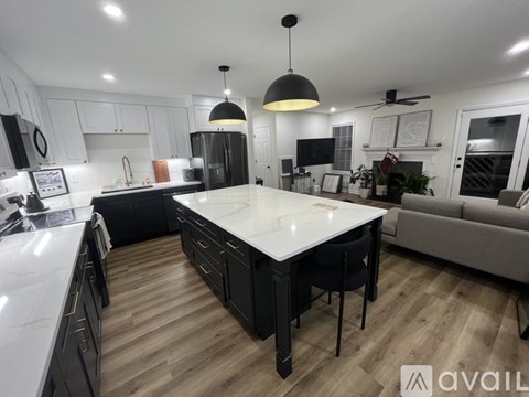 330 Mcgill Place Northeast 1 Apartment for Rent