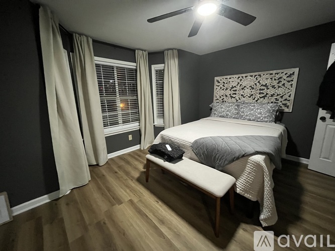 330 McGill Place Northeast 1 Condo for Rent - Photo gallery 5