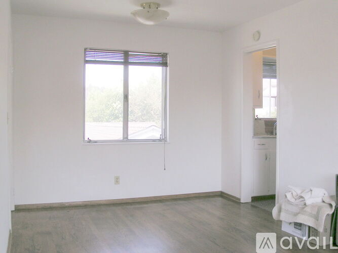 120 South Morrissey Avenue 1 Apartment for Rent - Photo gallery 5
