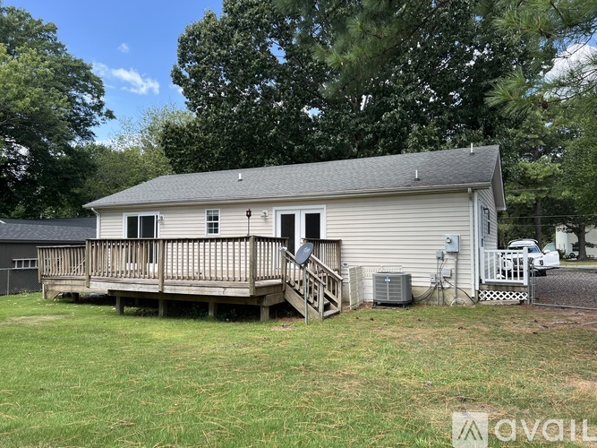 226 Cedar Avenue 3 Beds Single Family Home for Rent - Photo gallery 2