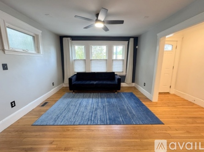 238 Hyde Park Ave 2 Beds Condo for Rent - Photo gallery 4