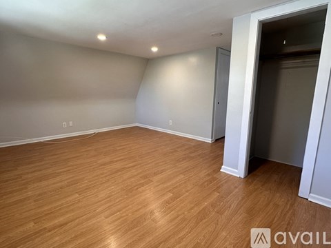 5239 W Strong St 1 Apartment for Rent